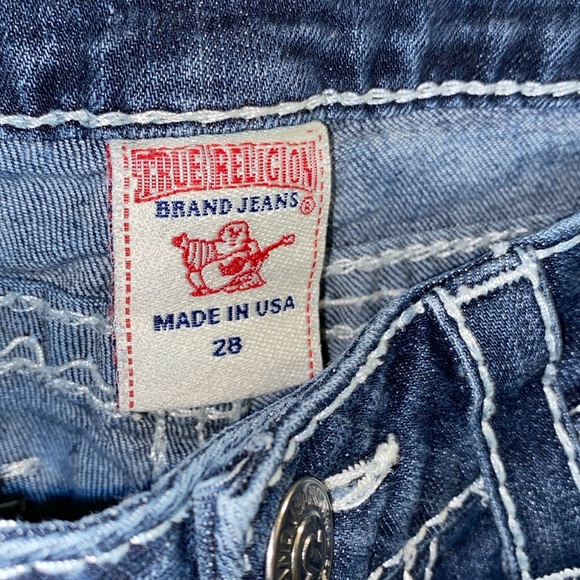 True Religion Mid Rise Straight Leg Jeans - Picture 5 of 7